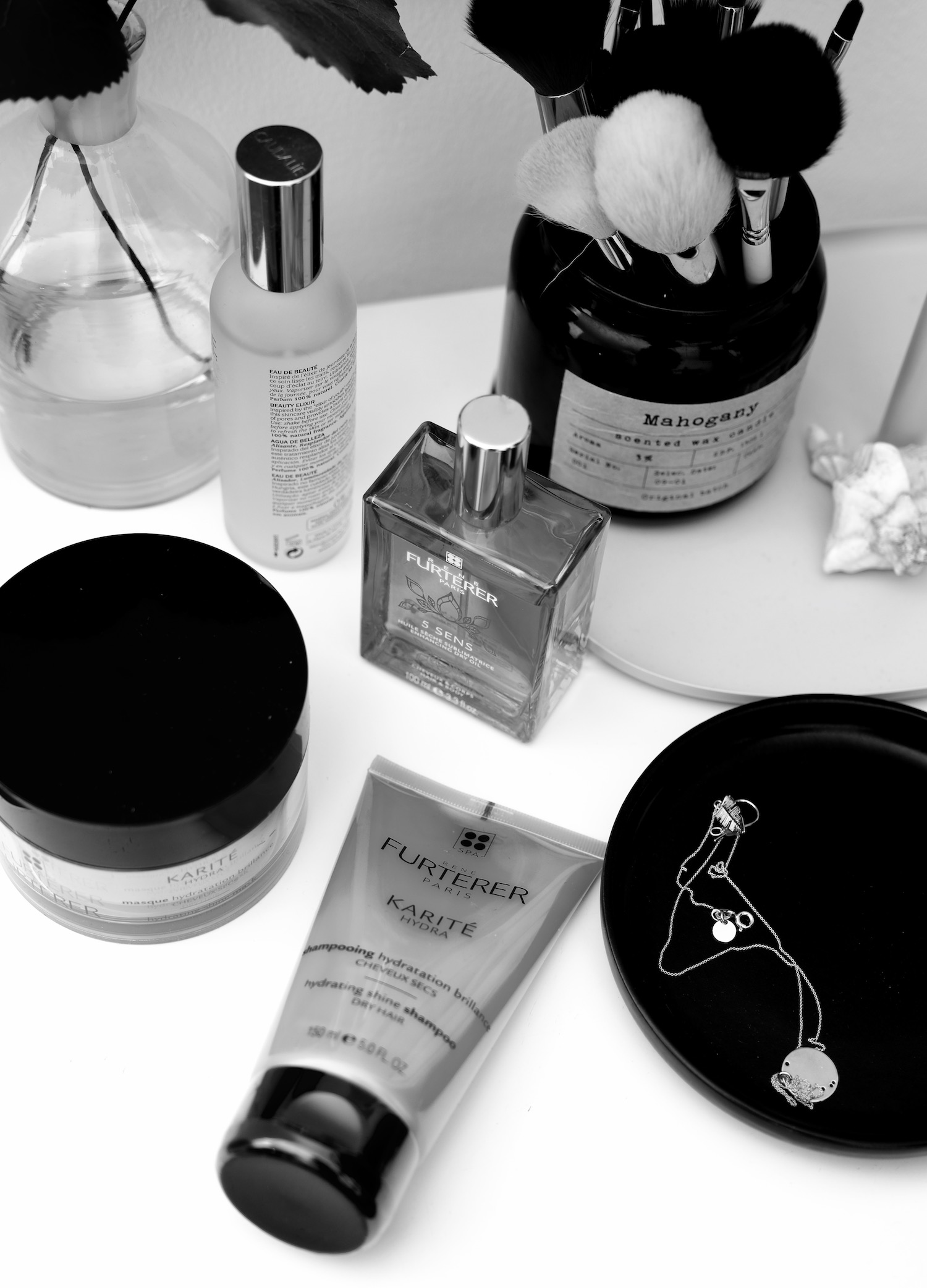 Beautyblog Beautyblogger BARE MINDS Elina Neumann Beauty Adventskalender Rene Furterer Kartité Hydra Shampoo 2