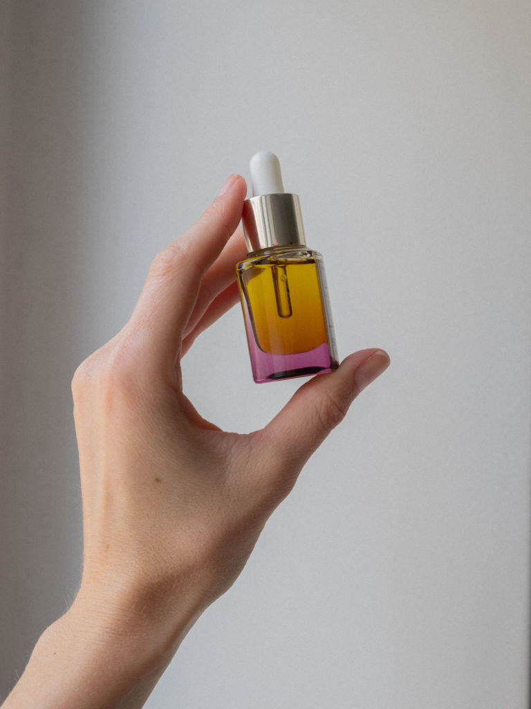 Beautyblog Sunday Riley Review Juno Antioxidant Superfood Face Oil