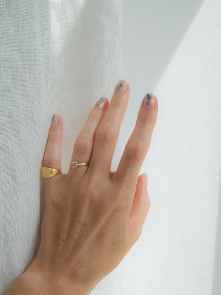 Beautyblog Bare Minds minimalistisches Nail Design 5