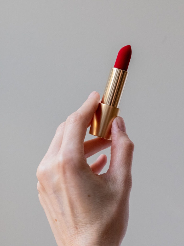 Beautyblog BareMinds.de Jacks Beauty Line Pinsel Lisa Eldridge True Velvet Lipstick in Velvet Ribbon 1