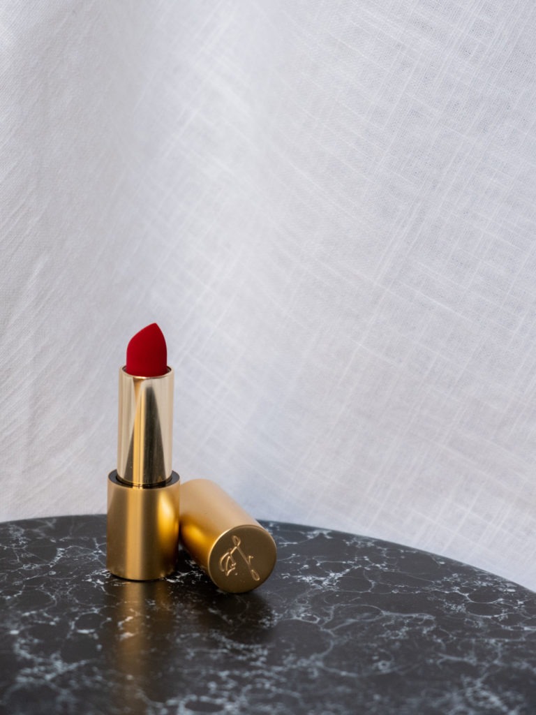 Beautyblog BareMinds.de Jacks Beauty Line Pinsel Lisa Eldridge True Velvet Lipstick in Velvet Ribbon 3