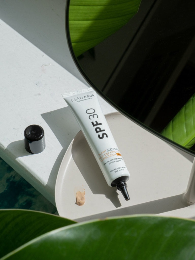 Beautyblog BareMinds Madara Plant Stem Cell Age Defying Face Sunscreen SPF 30 2