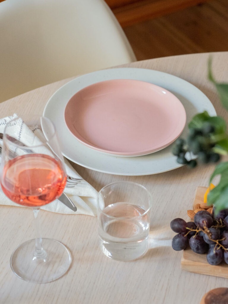 Beautyblog BareMinds Tischdekoration Frühling HKLiving Geschirr